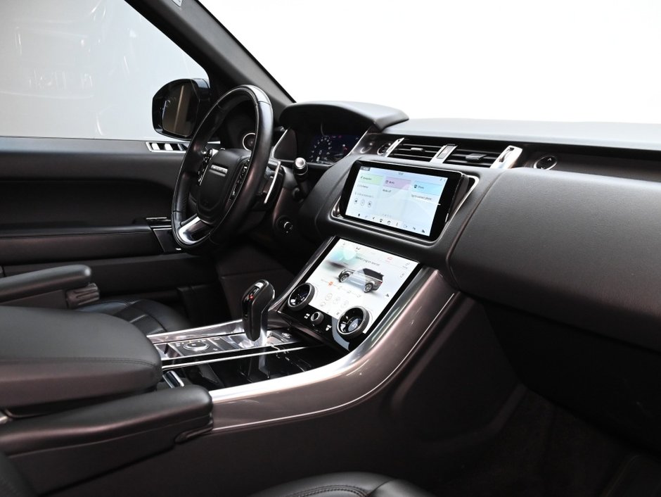 2021 Land Rover Range Rover Sport HSE Silver-24