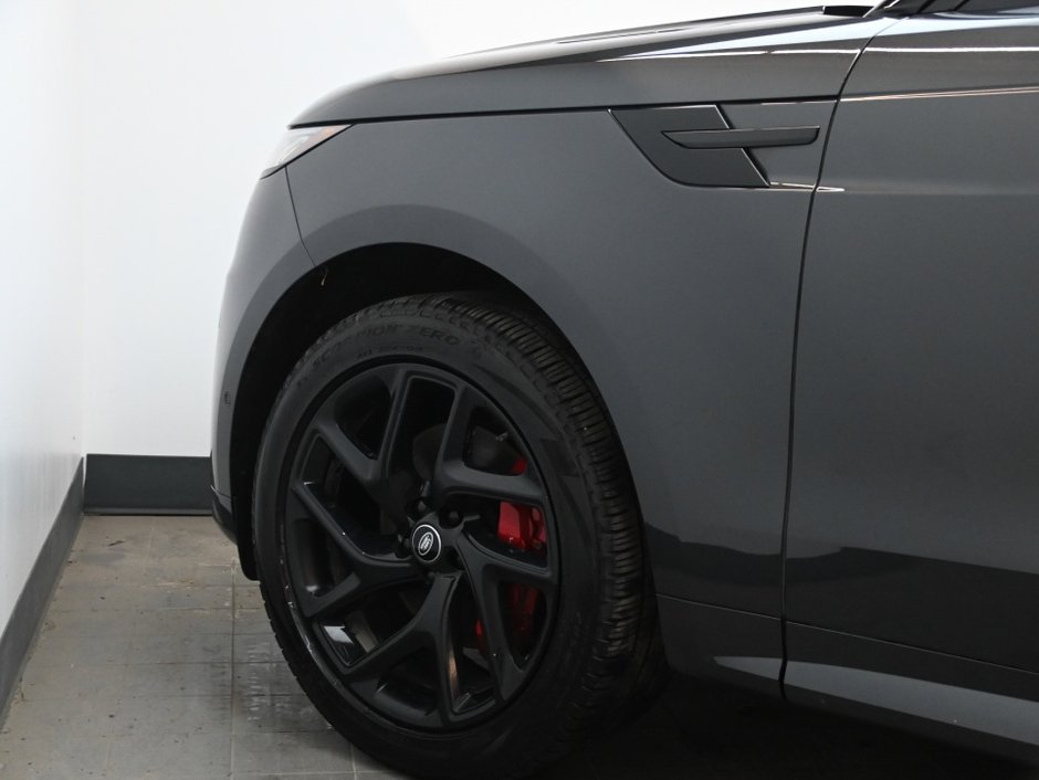 2023 Land Rover Range Rover Sport Dynamic SE-26