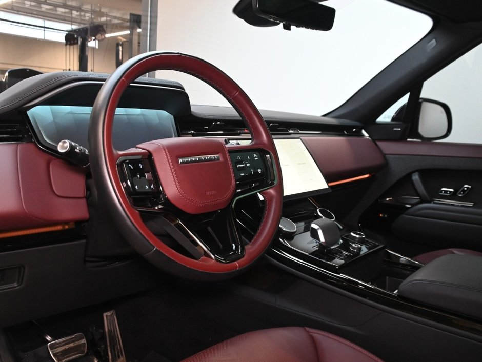 2023 Land Rover Range Rover Sport Dynamic SE-2