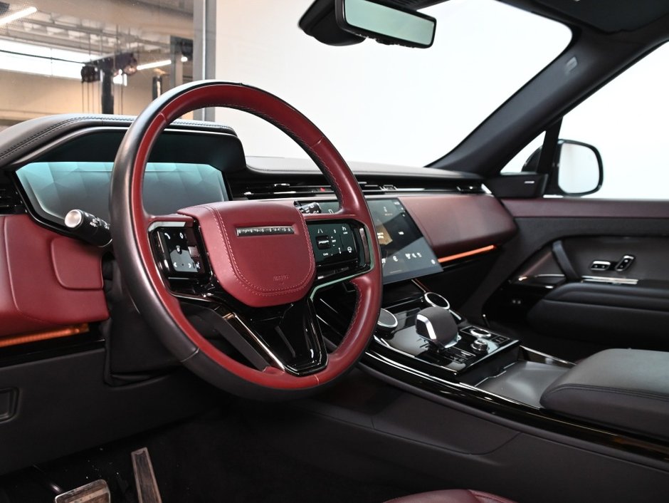 2023 Land Rover Range Rover Sport Dynamic SE-2