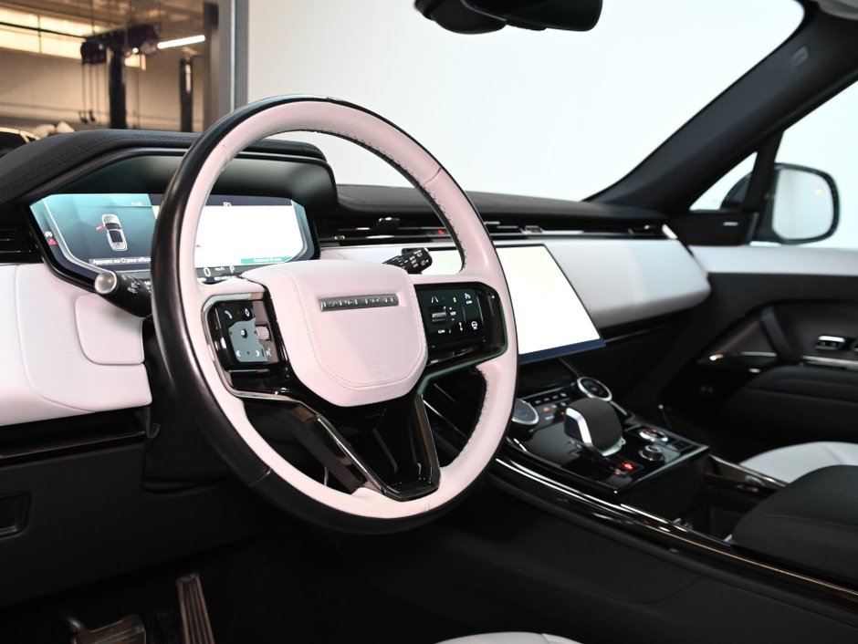 2023 Land Rover Range Rover Sport Dynamic SE-2
