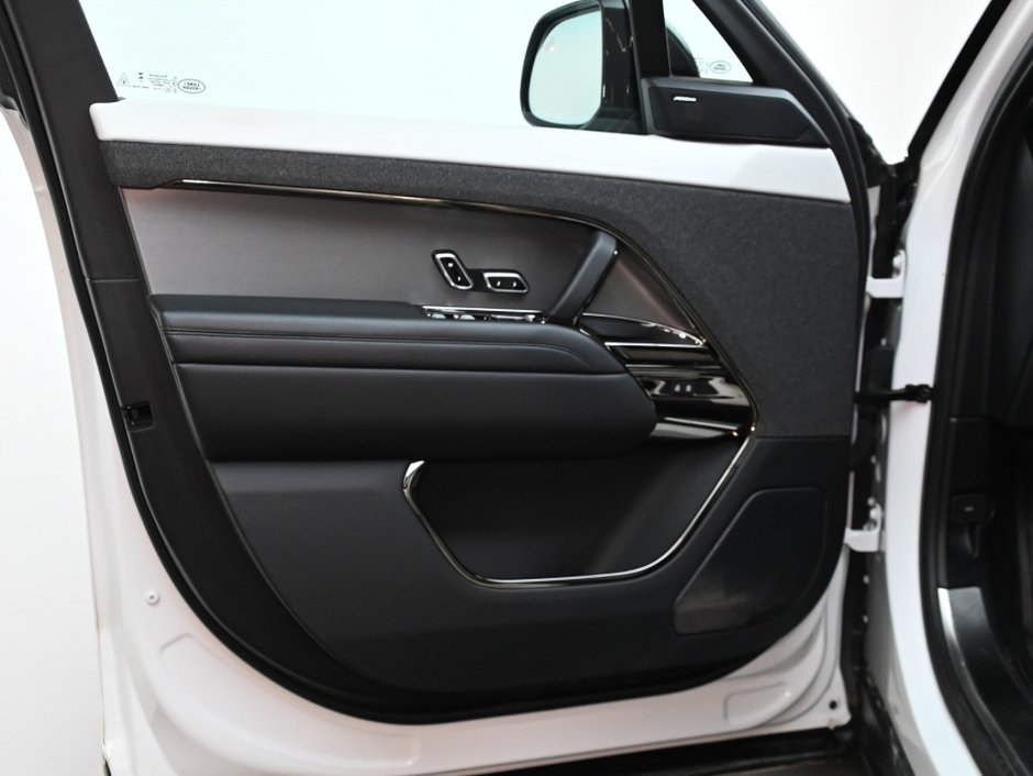 2023 Land Rover Range Rover Sport Dynamic SE-8