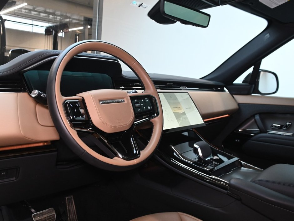 2024 Land Rover Range Rover Sport Dynamic HSE-2
