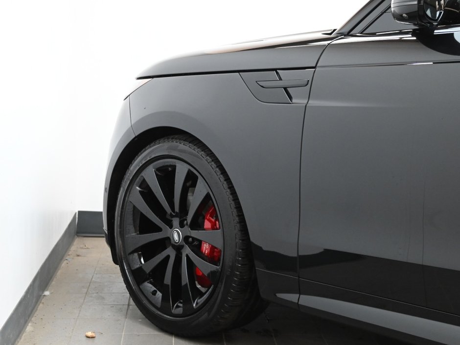 2024 Land Rover Range Rover Sport Dynamic HSE-30