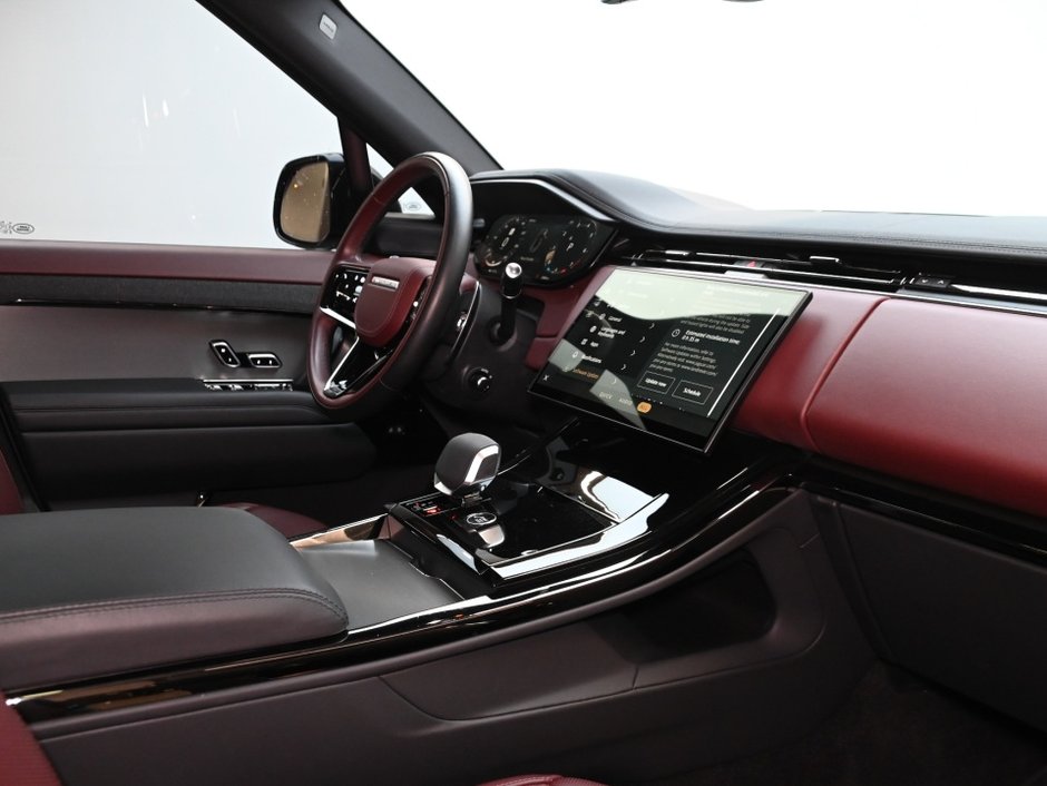 2024 Land Rover Range Rover Sport Dynamic HSE-25