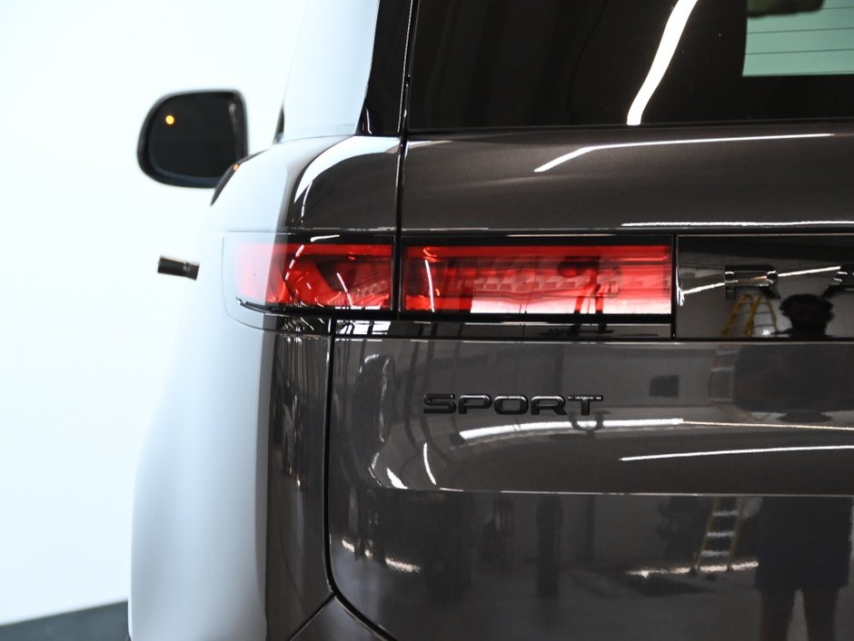 2024 Land Rover Range Rover Sport Dynamic HSE-26