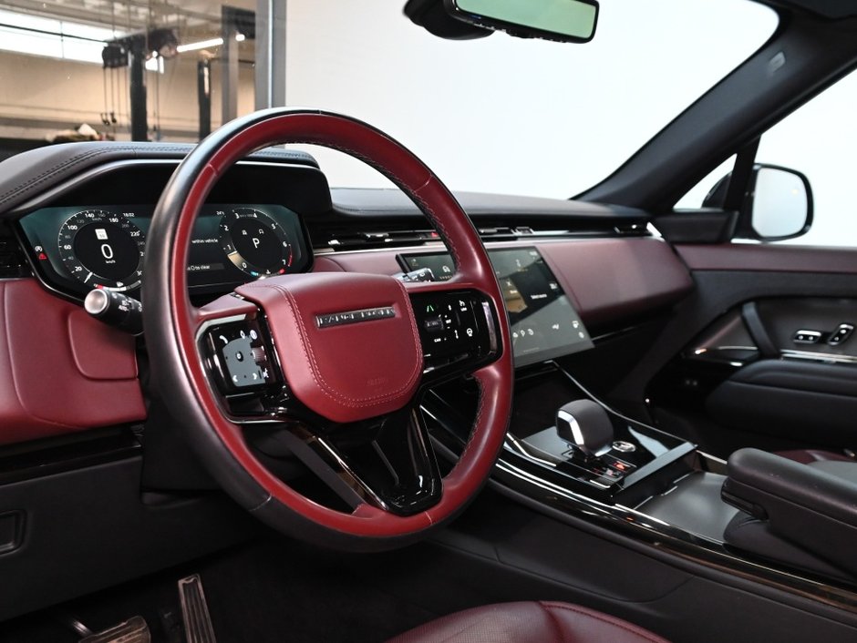 2024 Land Rover Range Rover Sport Dynamic HSE-2