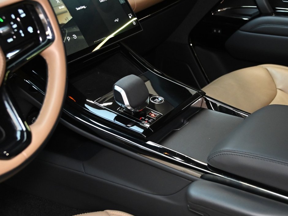 2024 Land Rover Range Rover Sport Dynamic SE-11