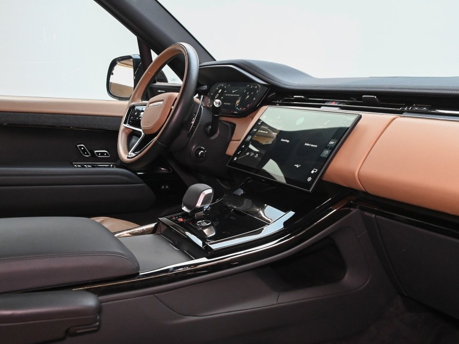 2024 Land Rover Range Rover Sport Dynamic SE-27