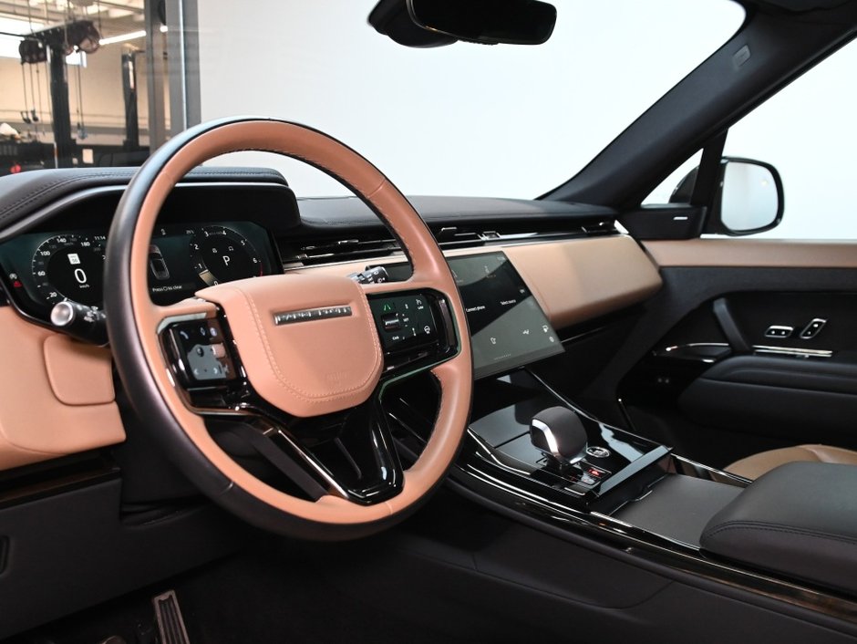 2024 Land Rover Range Rover Sport Dynamic SE-2