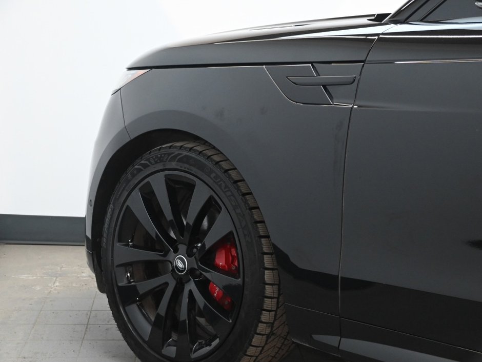 2025 Land Rover Range Rover Sport Dynamic SE-29