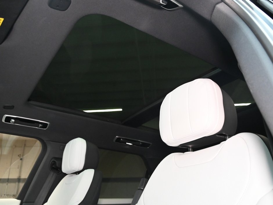 2025 Land Rover Range Rover Sport Dynamic SE-25