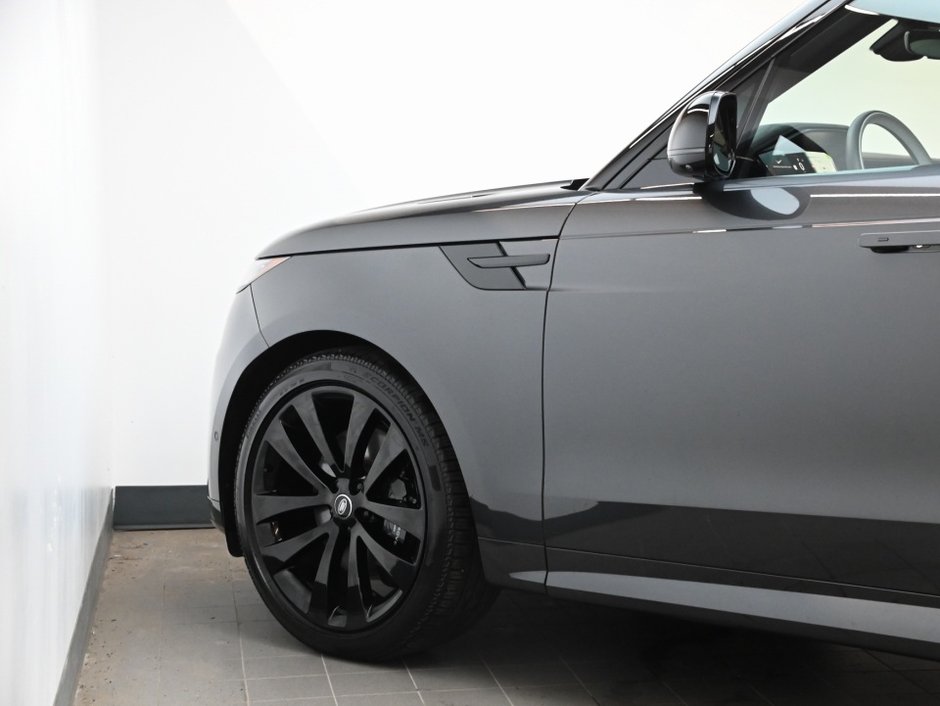 2025 Land Rover Range Rover Sport Dynamic SE-29