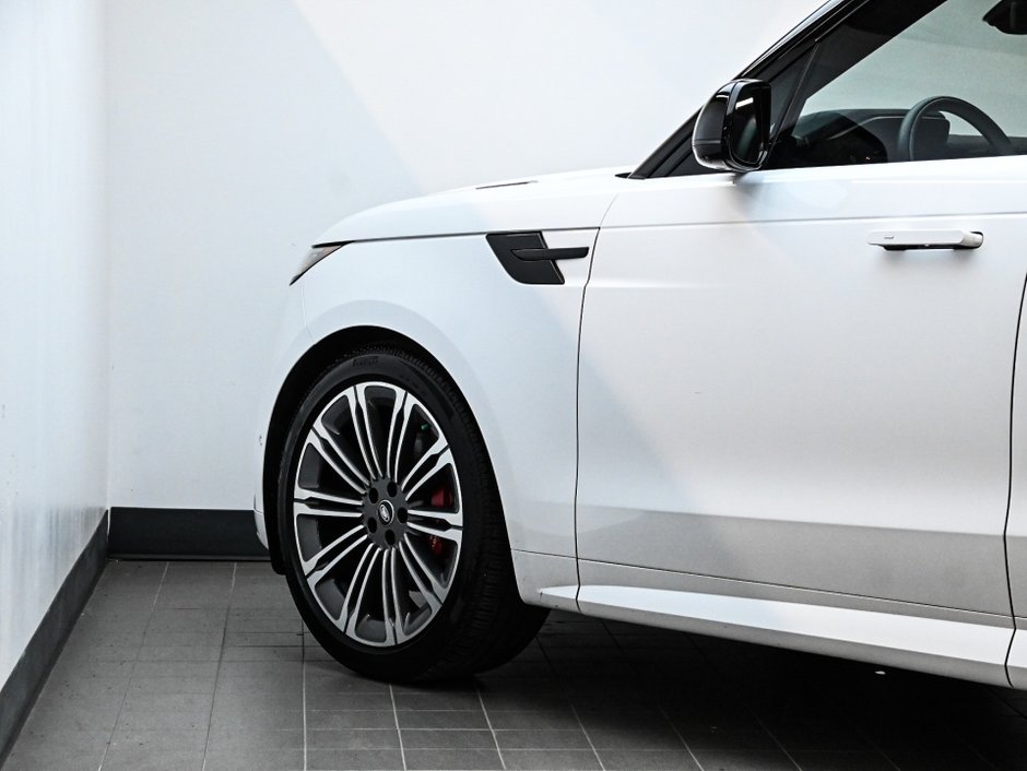 2025 Land Rover Range Rover Sport Dynamic HSE-26