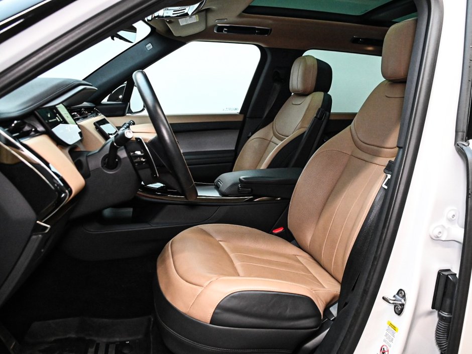 2025 Land Rover Range Rover Sport Dynamic HSE-11