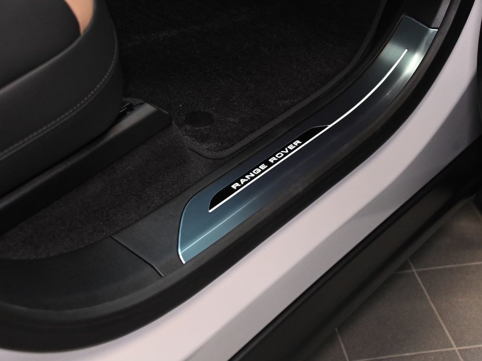 2026 Land Rover Range Rover Sport Dynamic HSE-33