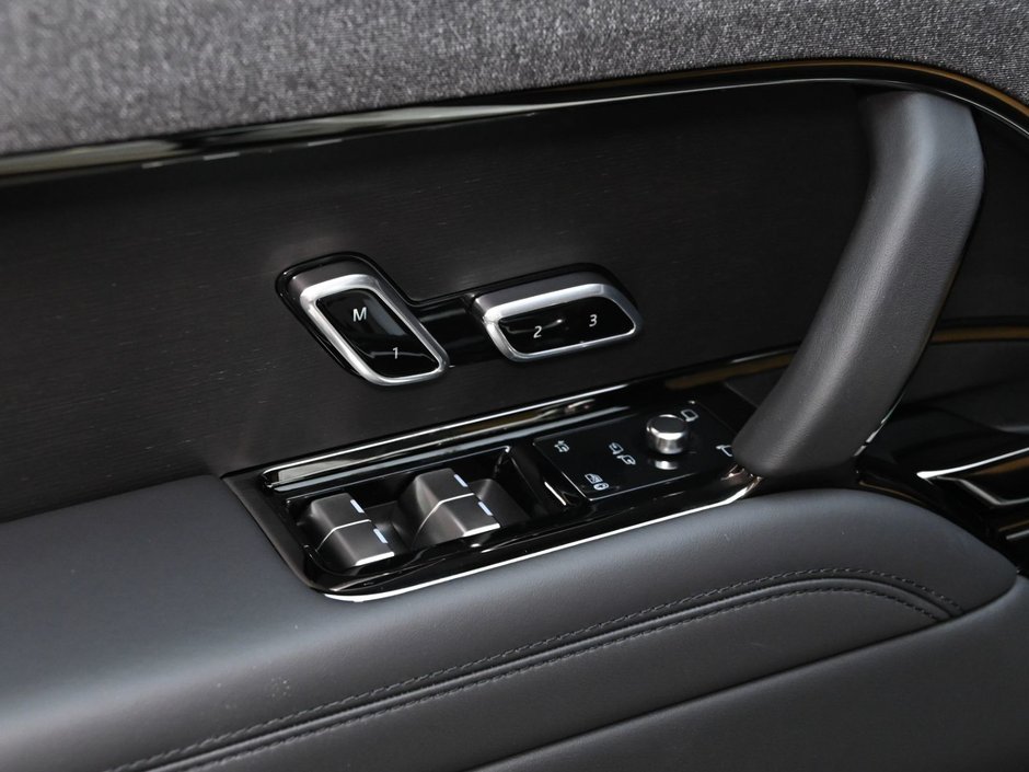 2026 Land Rover Range Rover Sport Dynamic HSE-11