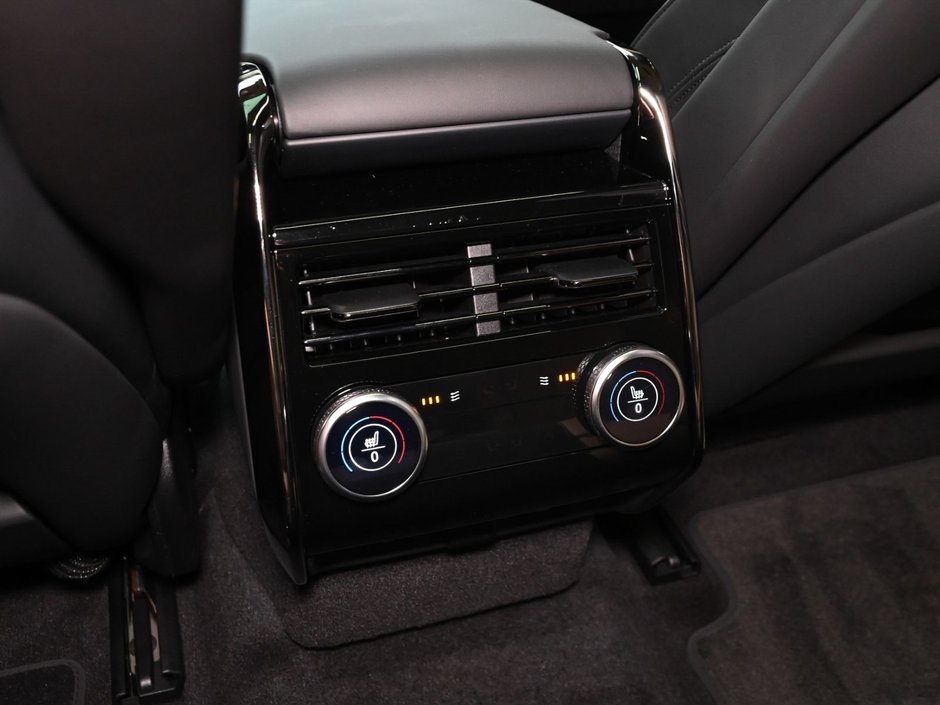 2026 Land Rover Range Rover Sport Dynamic HSE-28