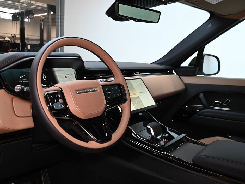 2026 Land Rover Range Rover Sport Dynamic HSE-8