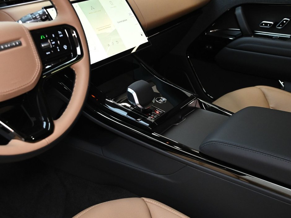2026 Land Rover Range Rover Sport Dynamic HSE-10