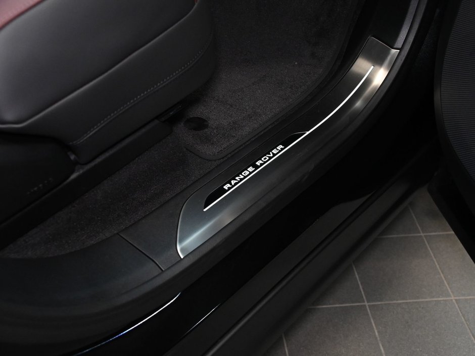 2026 Land Rover Range Rover Sport Dynamic SE-14