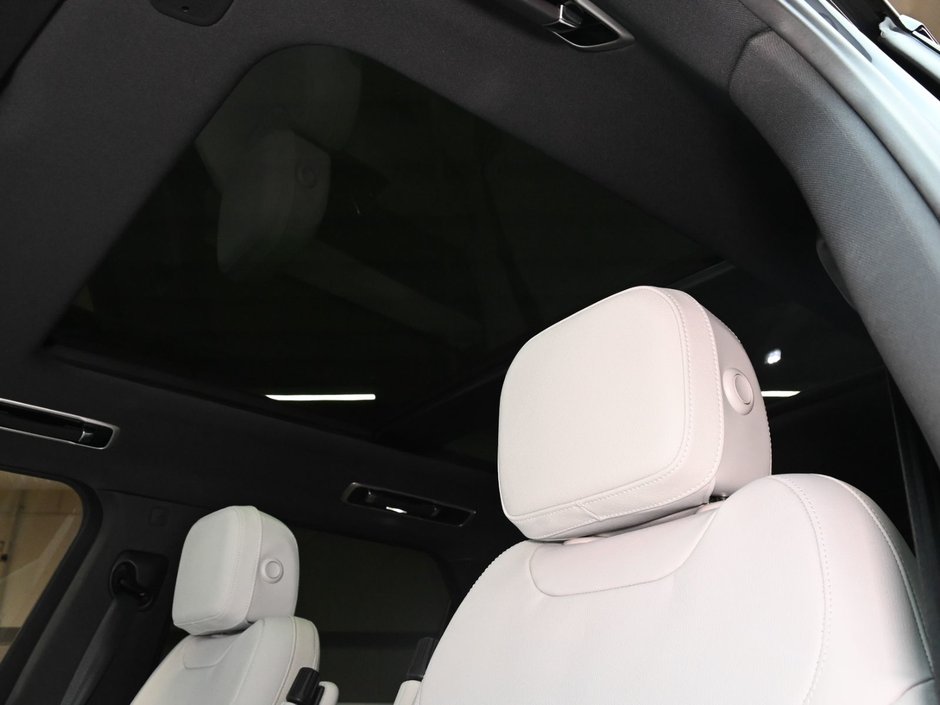 2026 Land Rover Range Rover Sport S-19