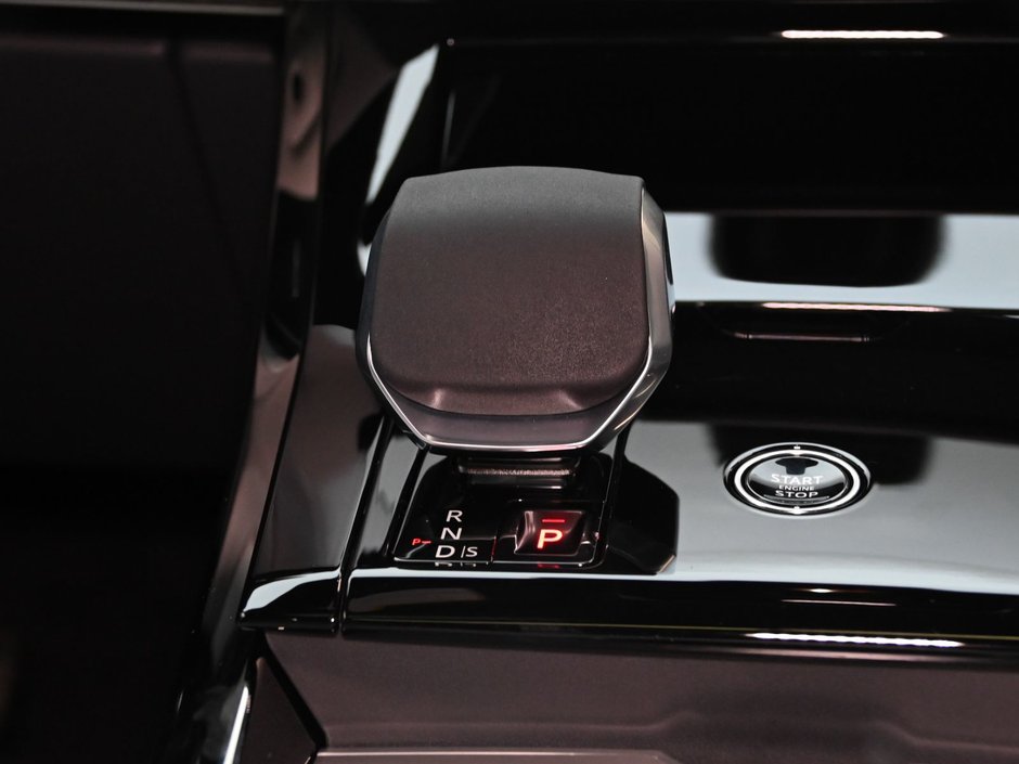 2026 Land Rover Range Rover Sport S-26