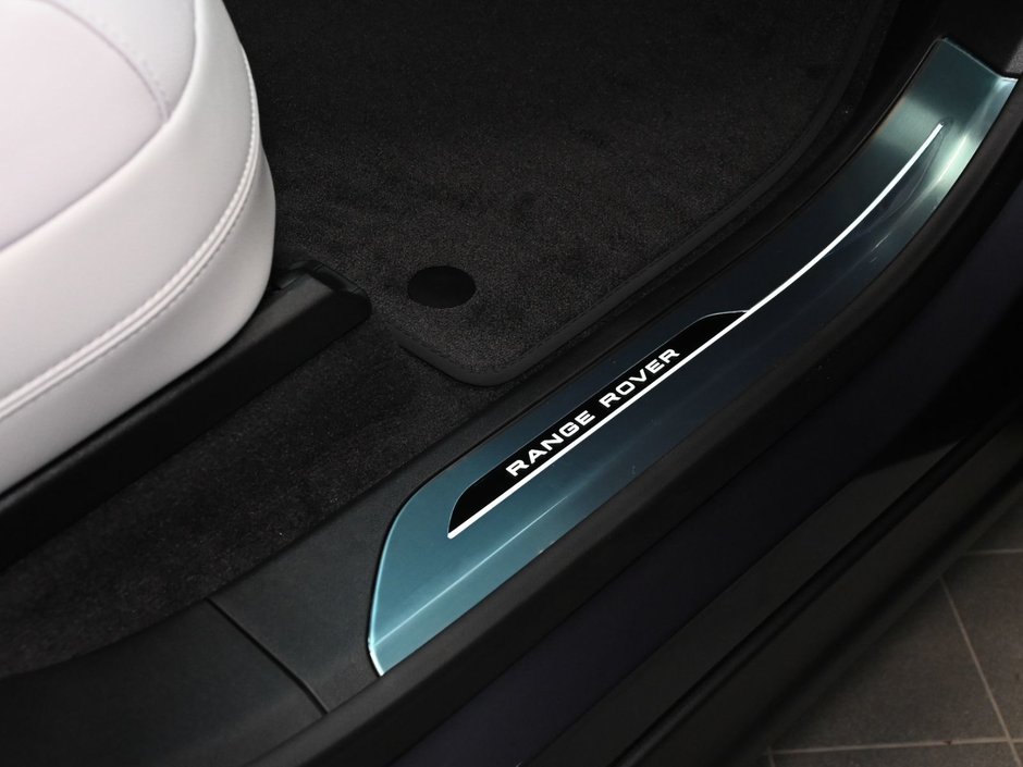 2026 Land Rover Range Rover Sport S-14