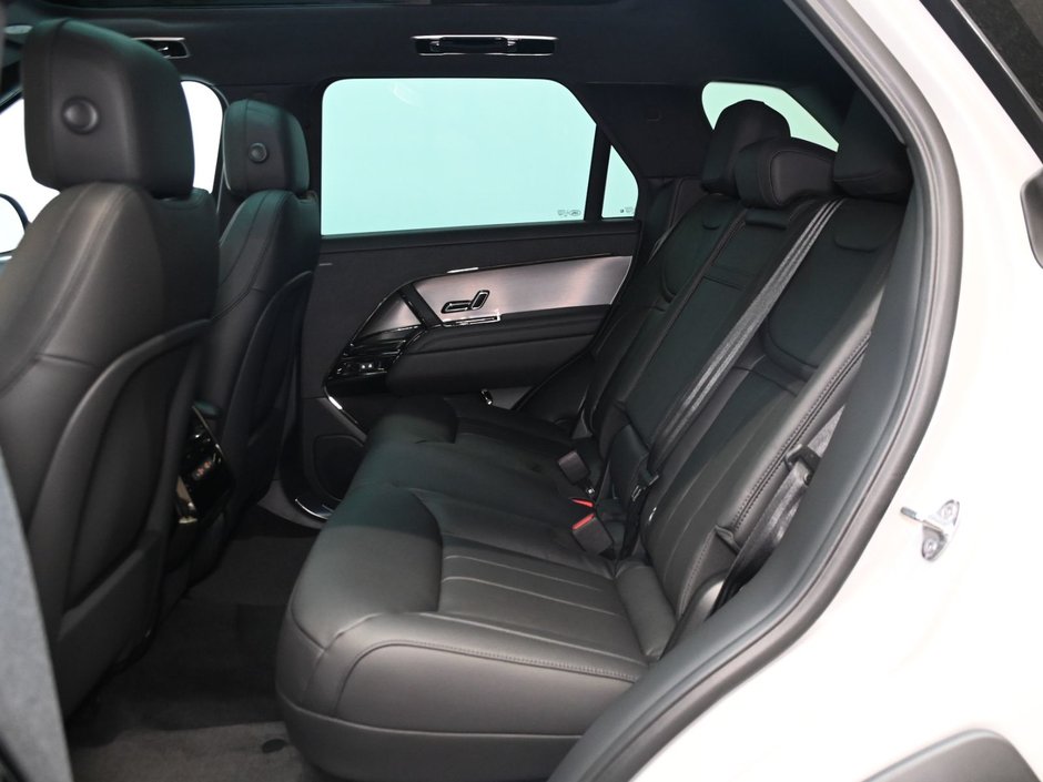 2026 Land Rover Range Rover Sport S-8
