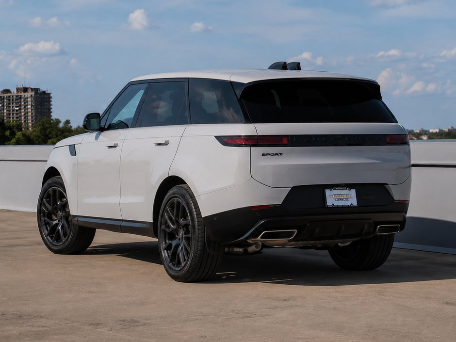 2026 Land Rover Range Rover Sport S-4