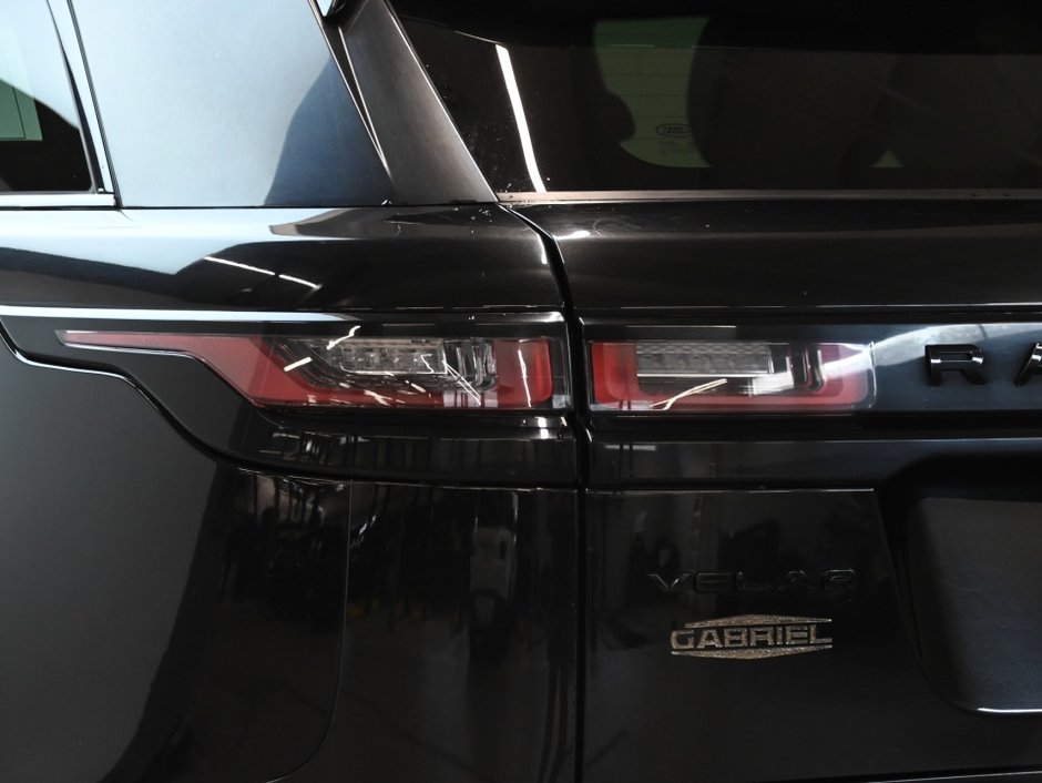 2022 Land Rover Range Rover Velar S-28
