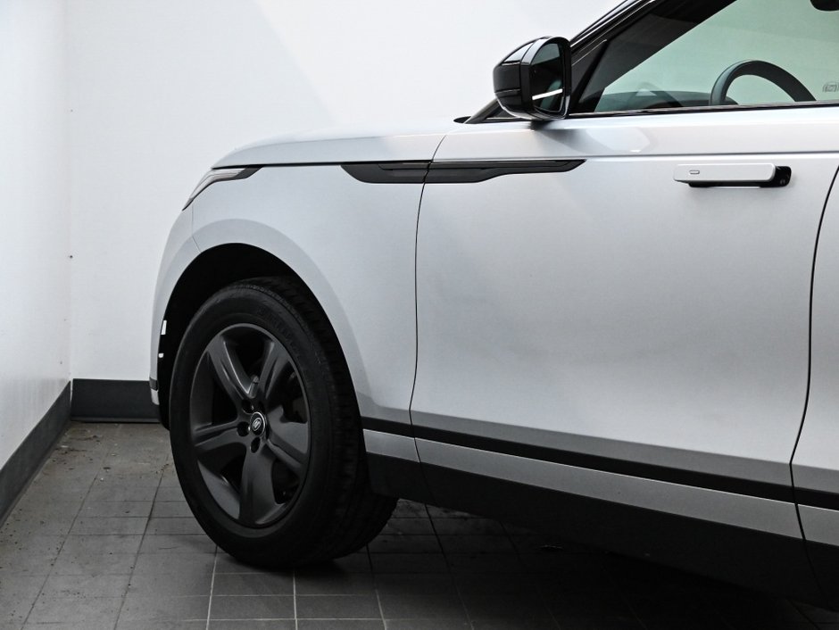 2022 Land Rover Range Rover Velar S-29