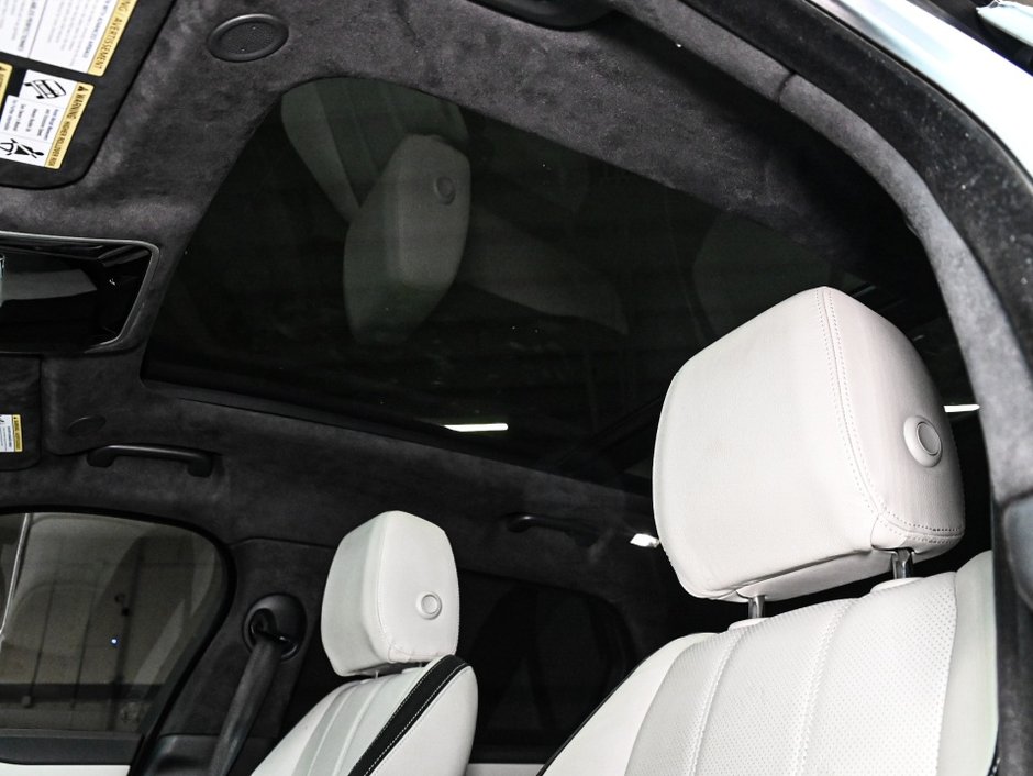 2022 Land Rover Range Rover Velar R-Dynamic S-24