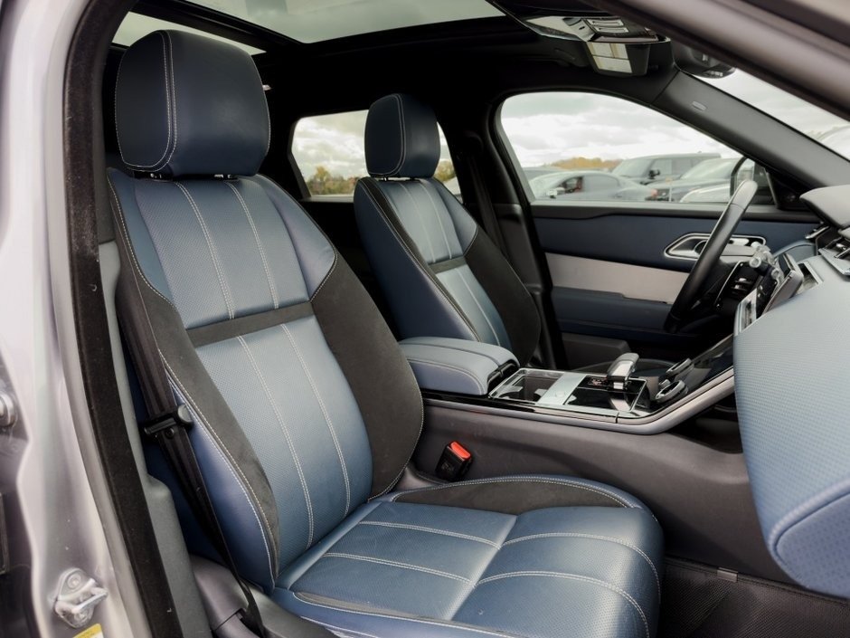 Land Rover Range Rover Velar R-Dynamic S 2023-24