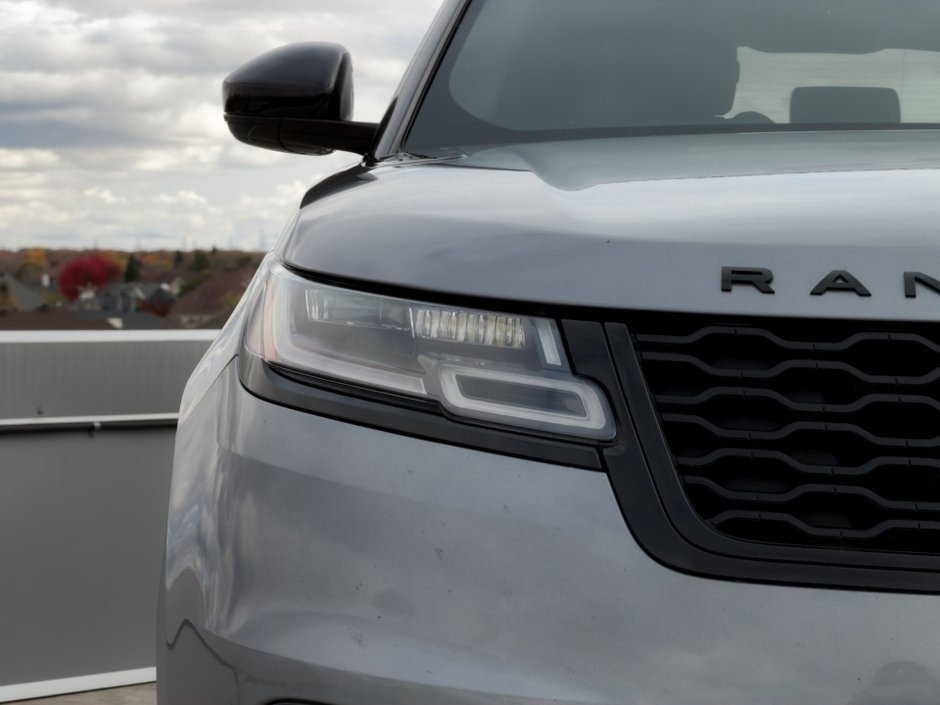 Land Rover Range Rover Velar R-Dynamic S 2023-32