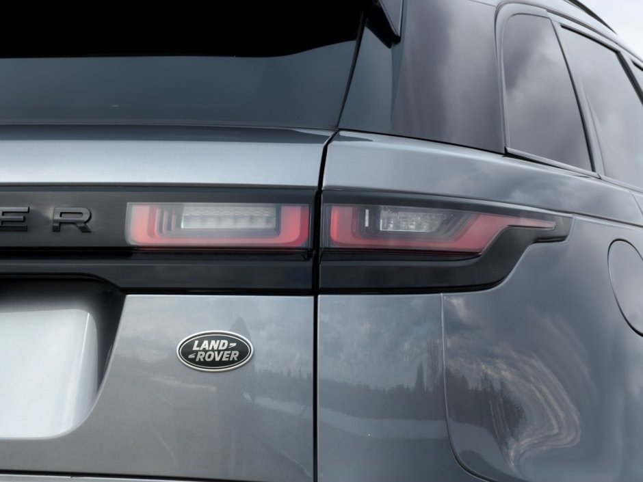 Land Rover Range Rover Velar R-Dynamic S 2023-30