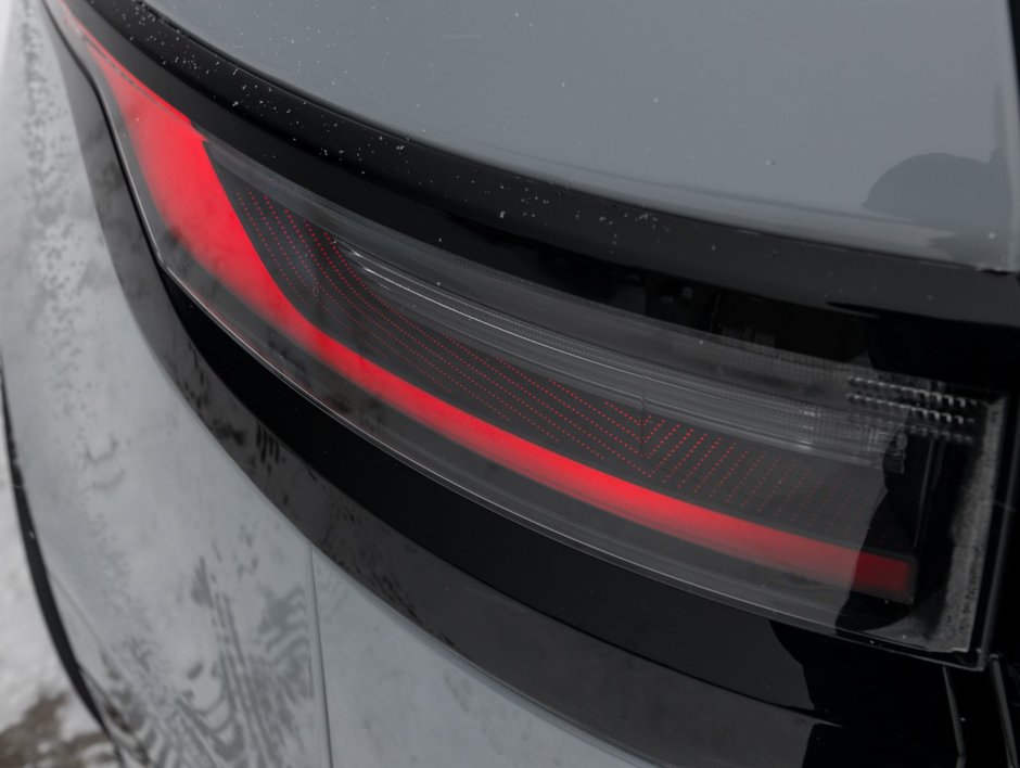 Land Rover Range Rover Velar Dynamic SE 2025-22