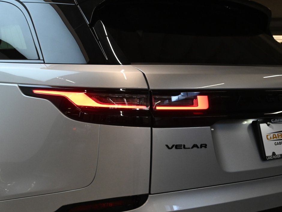 2025 Land Rover Range Rover Velar Dynamic SE-29