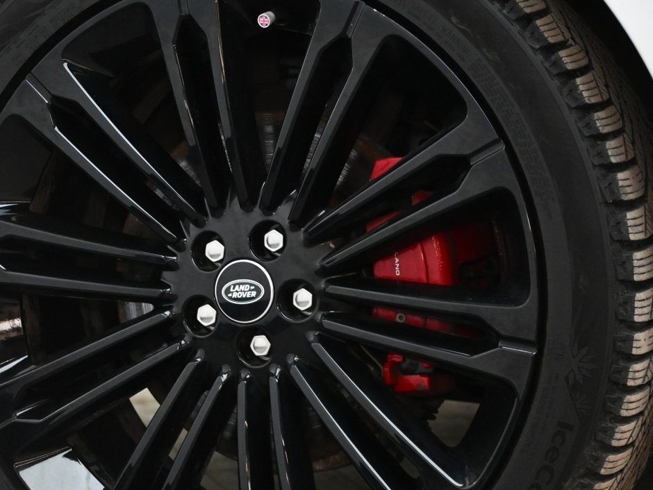 2025 Land Rover Range Rover Velar Dynamic SE-31