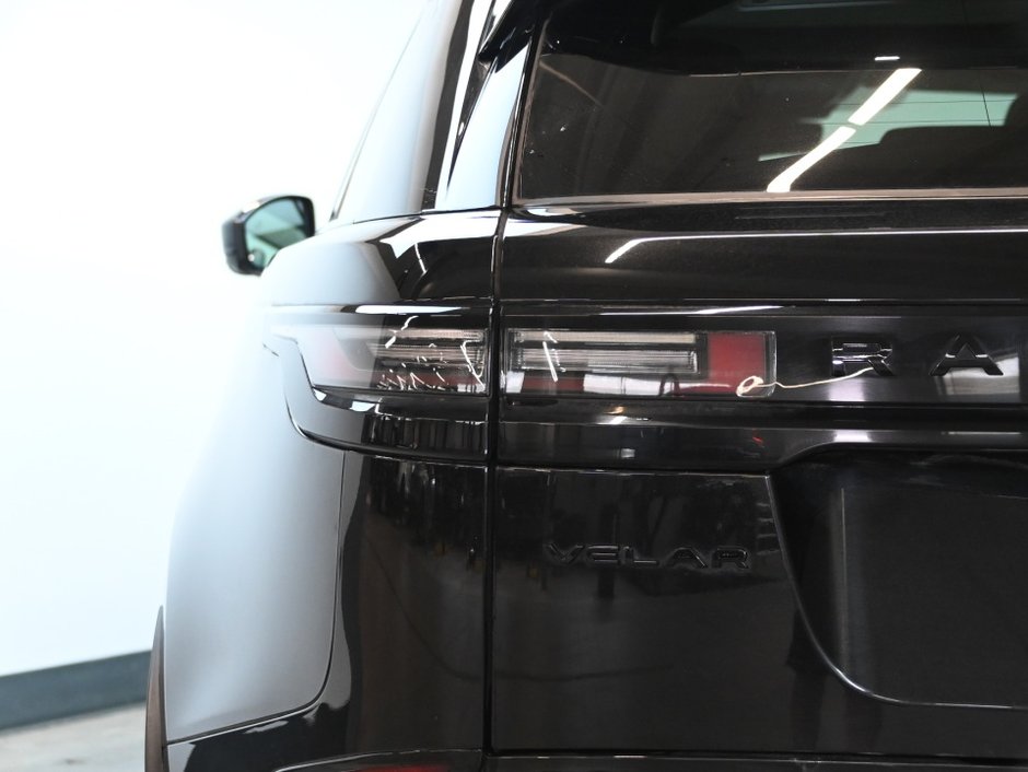 Land Rover Range Rover Velar Dynamic SE 2025-23