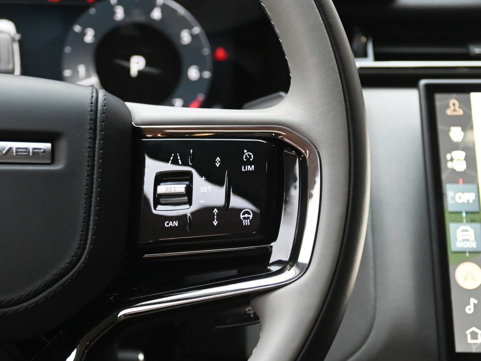Land Rover Range Rover Velar Dynamic SE 2025-16