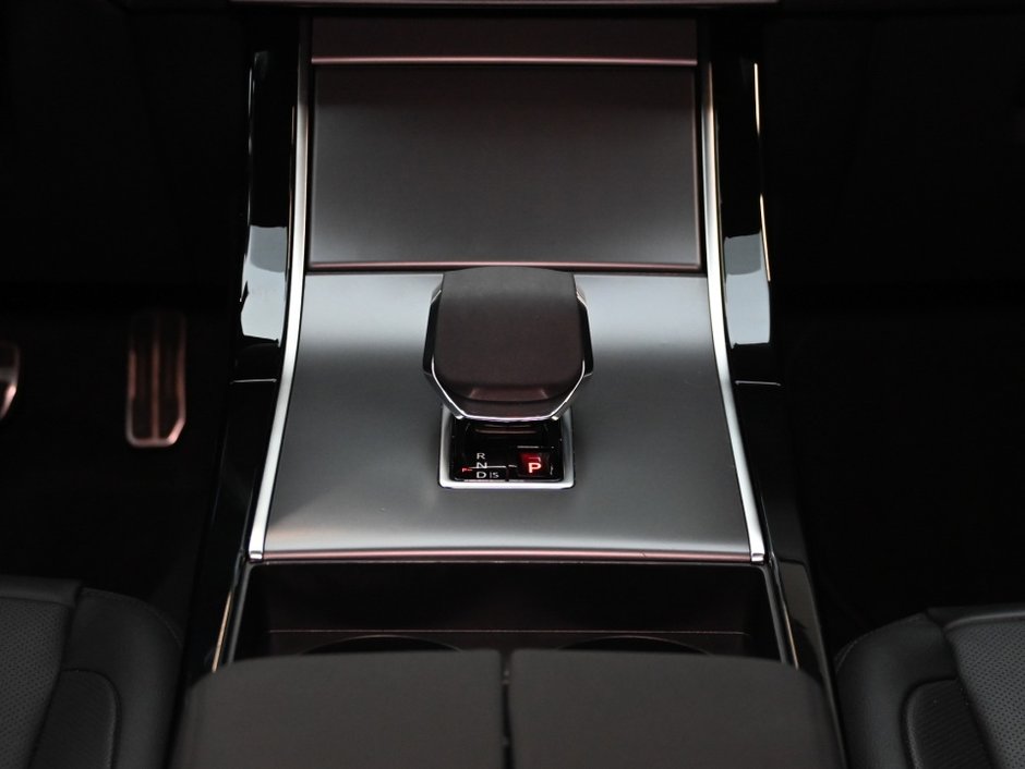 2025 Land Rover Range Rover Velar Dynamic SE-22