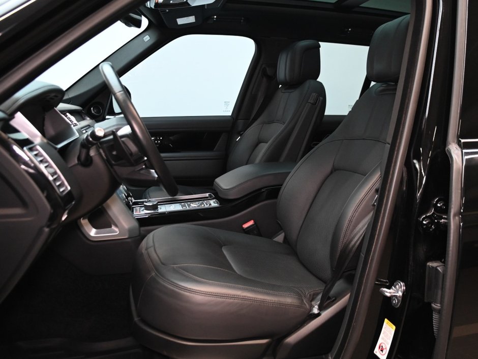 2020 Land Rover Range Rover HSE-13