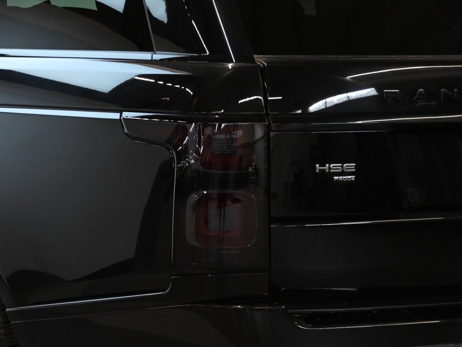 2020 Land Rover Range Rover HSE-28