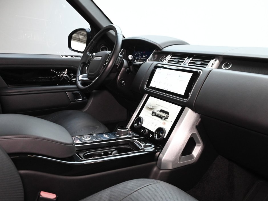 2020 Land Rover Range Rover HSE-27