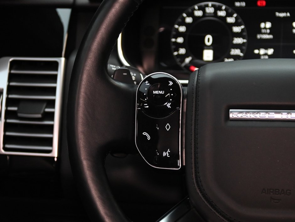 2020 Land Rover Range Rover HSE-18