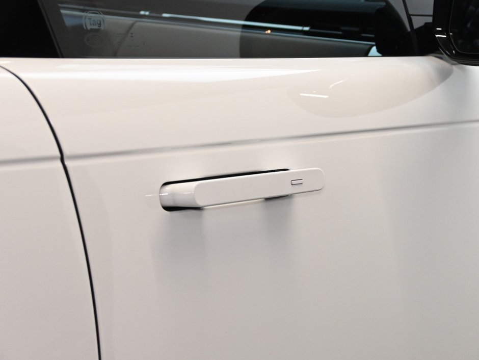 2023 Land Rover Range Rover SE-28
