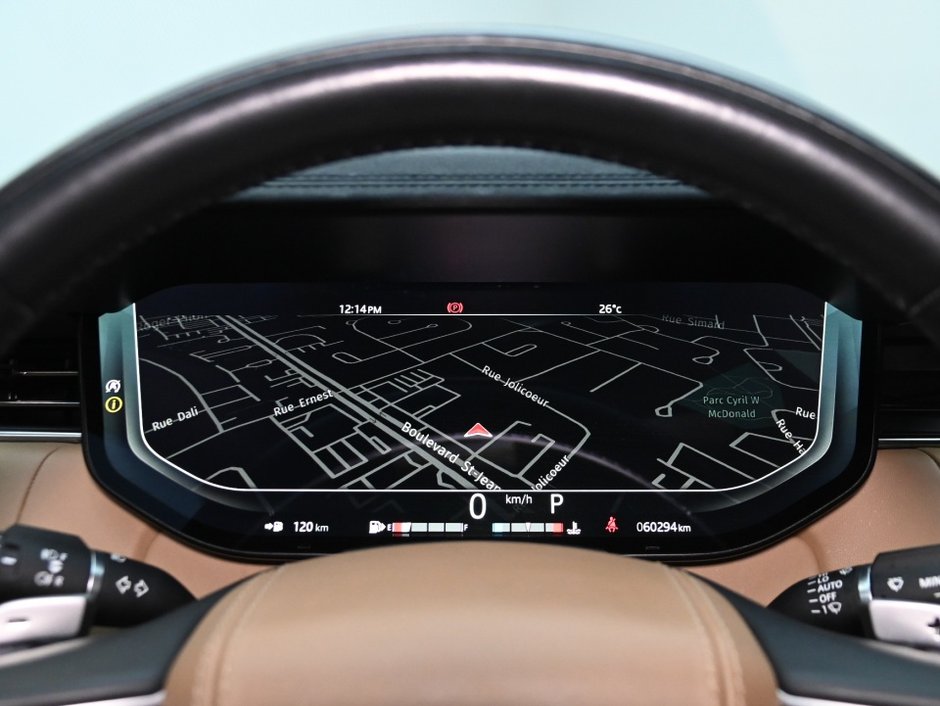 2023 Land Rover Range Rover SE-13