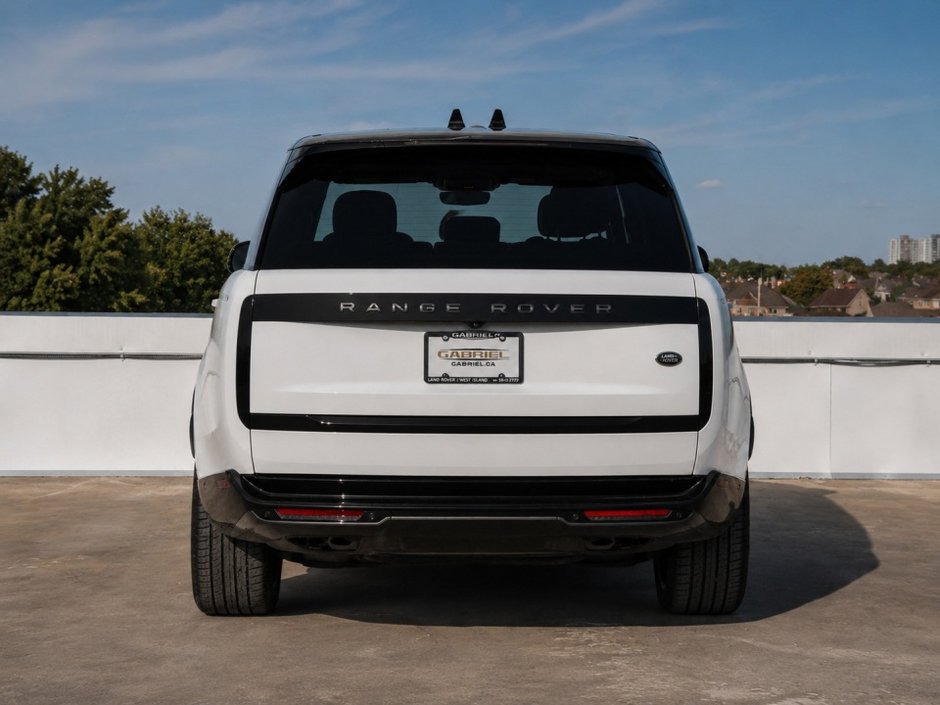 2023 Land Rover Range Rover SE-5