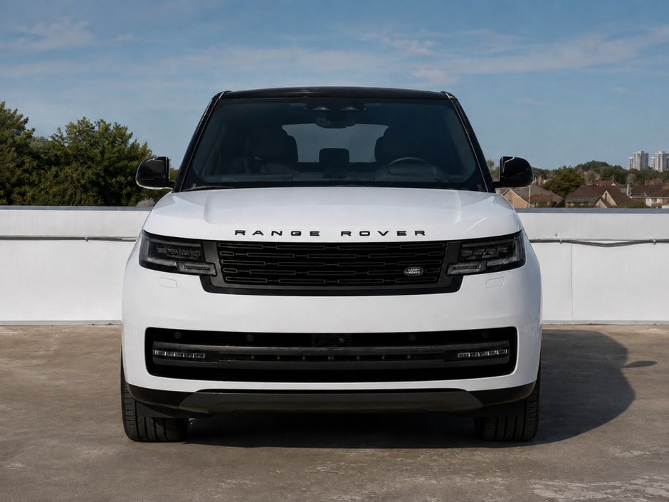 2023 Land Rover Range Rover SE-6